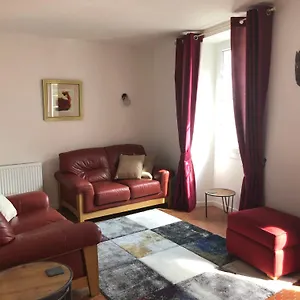 Boutique 2 Bedrooms In Old Cahors